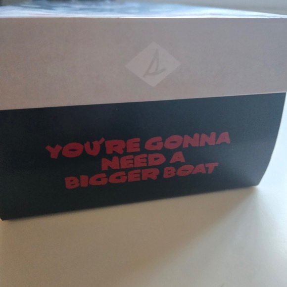 preppy 2025---> jaws 50 years. very cool - Picture 7 of 7